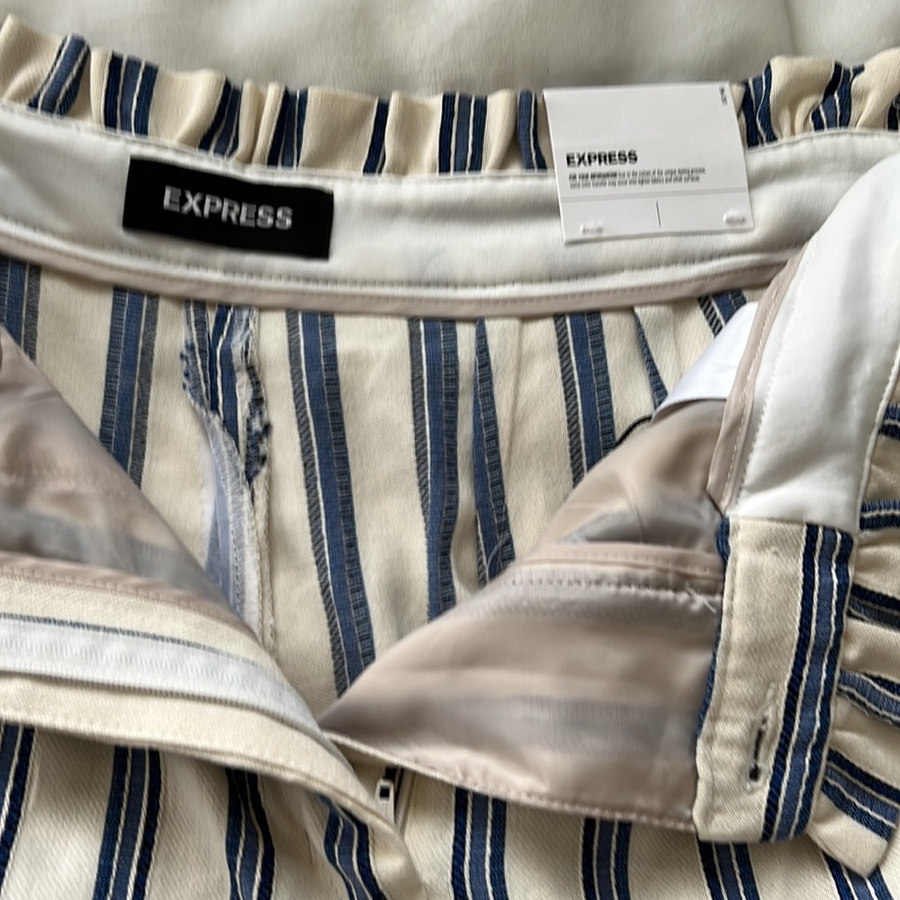 Blue and cream striped pants - Picture 3 of 4